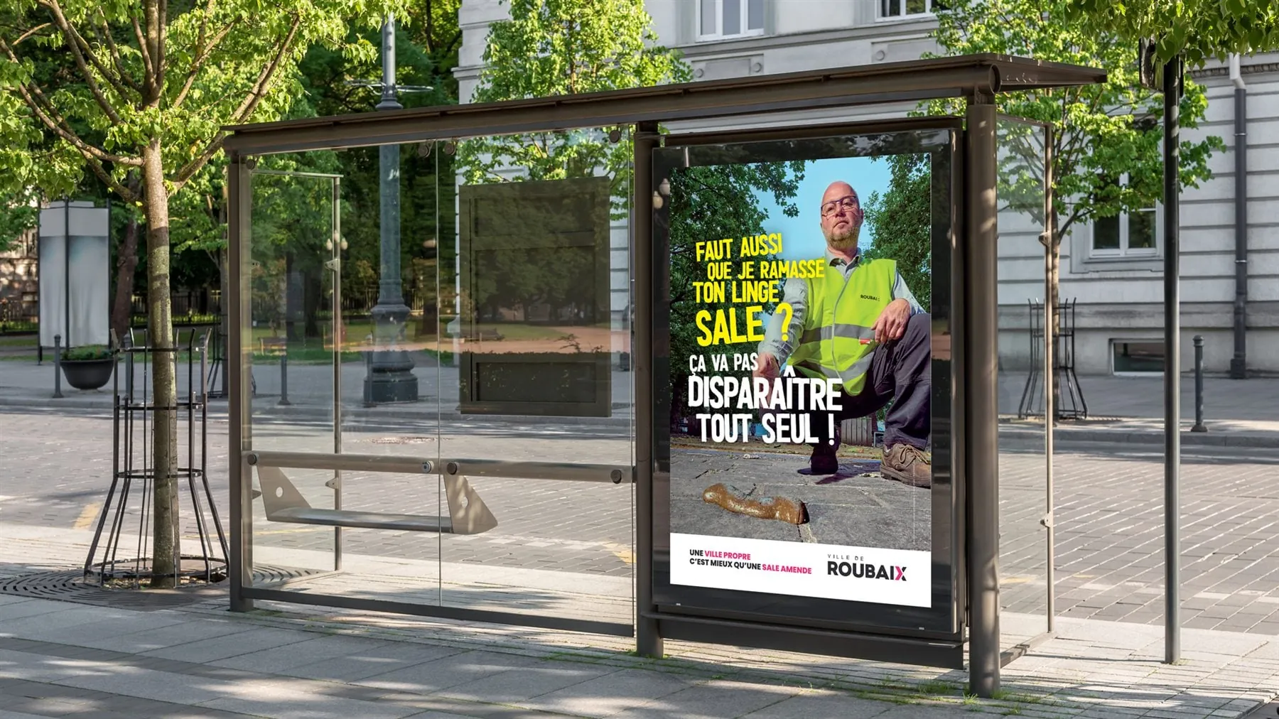 Troisième affiche de la campagne en abribus